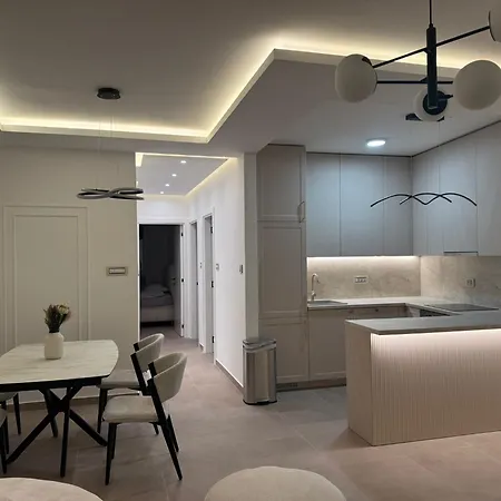 公寓 Yellow Diamond Center Free Parking 诺威萨